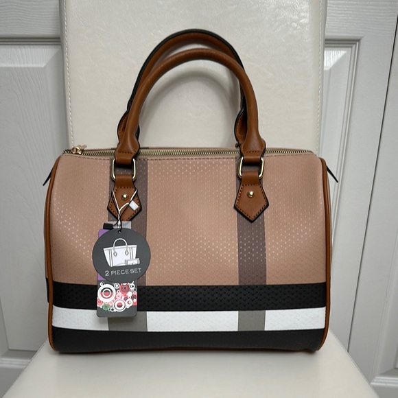 Handbag Set - Picture 2 of 6